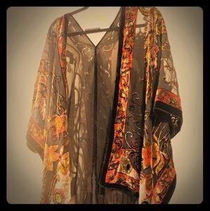 Vintage Style Wrap w/Fringe